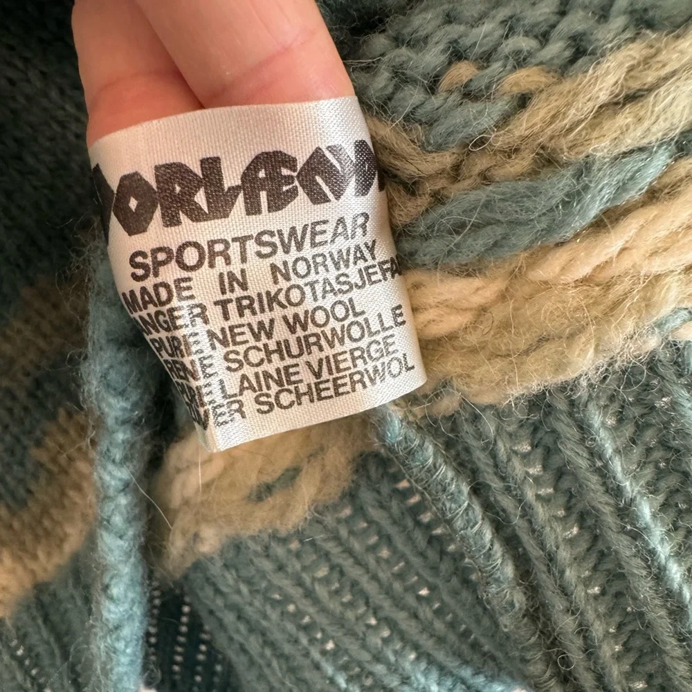 NORLENDER Pure New Wool Sweater Vintage Pullover Crewneck Norway Made